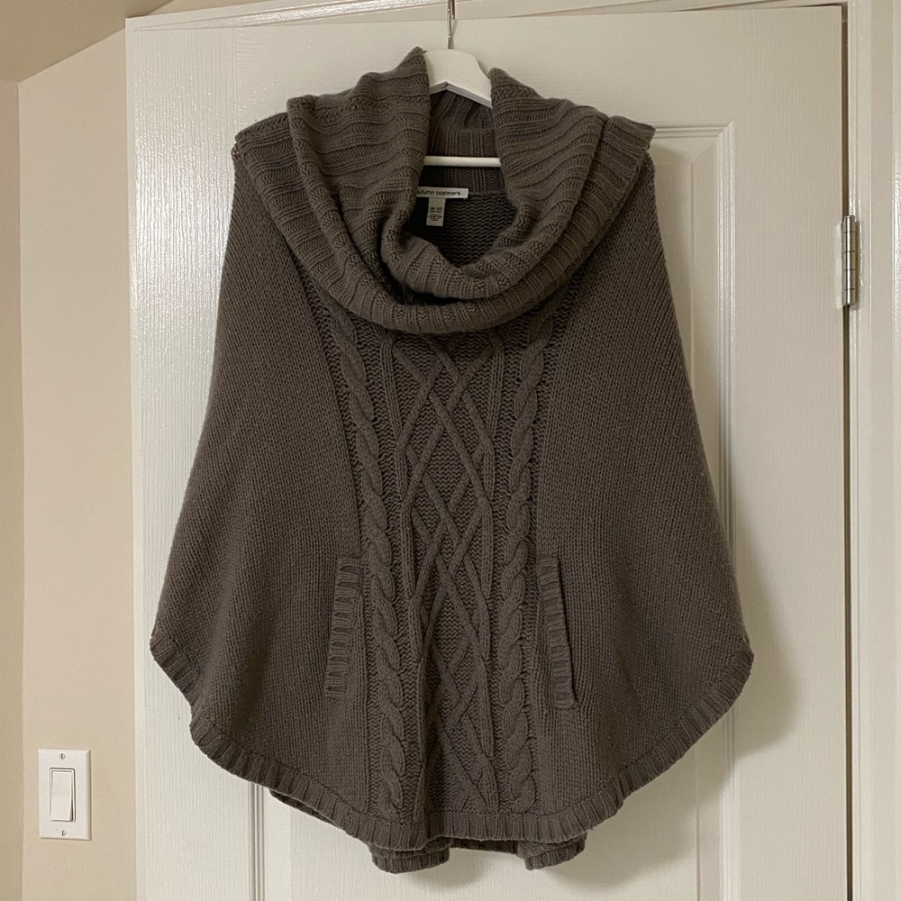 Autumn Cashmere wool,cashmere ,blend poncho. One size . Worn once. Cocoa colour